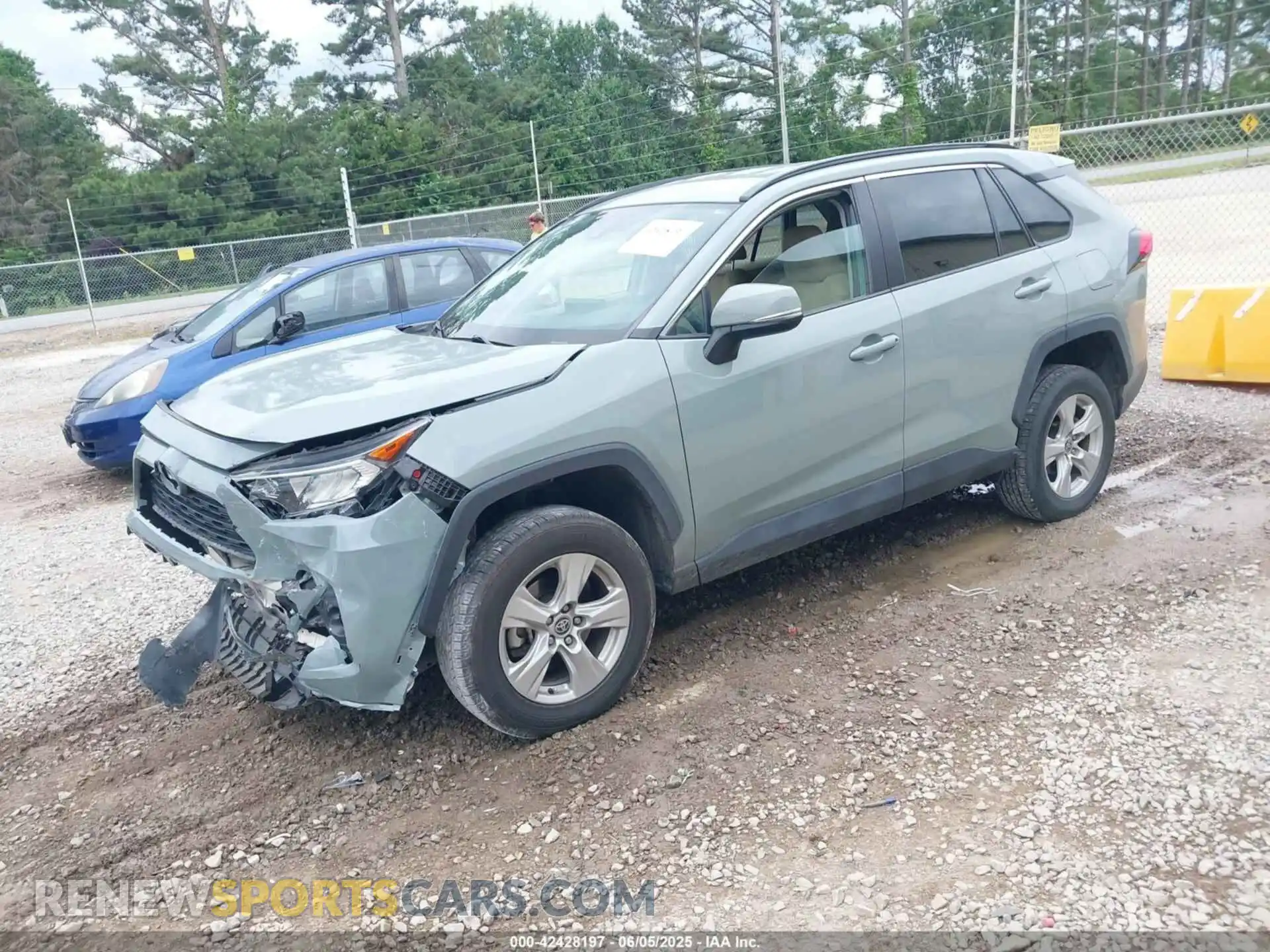 2 fotografías del automóvil dañado 2T3W1RFV5MW131747 TOYOTA RAV4 2021