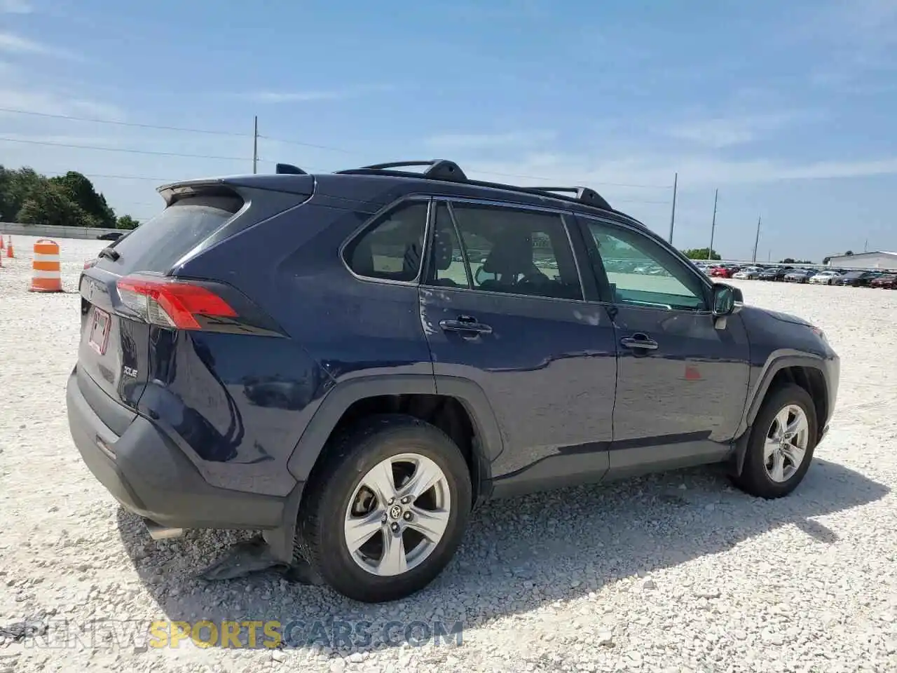 3 Photograph of a damaged car 2T3W1RFV5MW139458 TOYOTA RAV4 2021