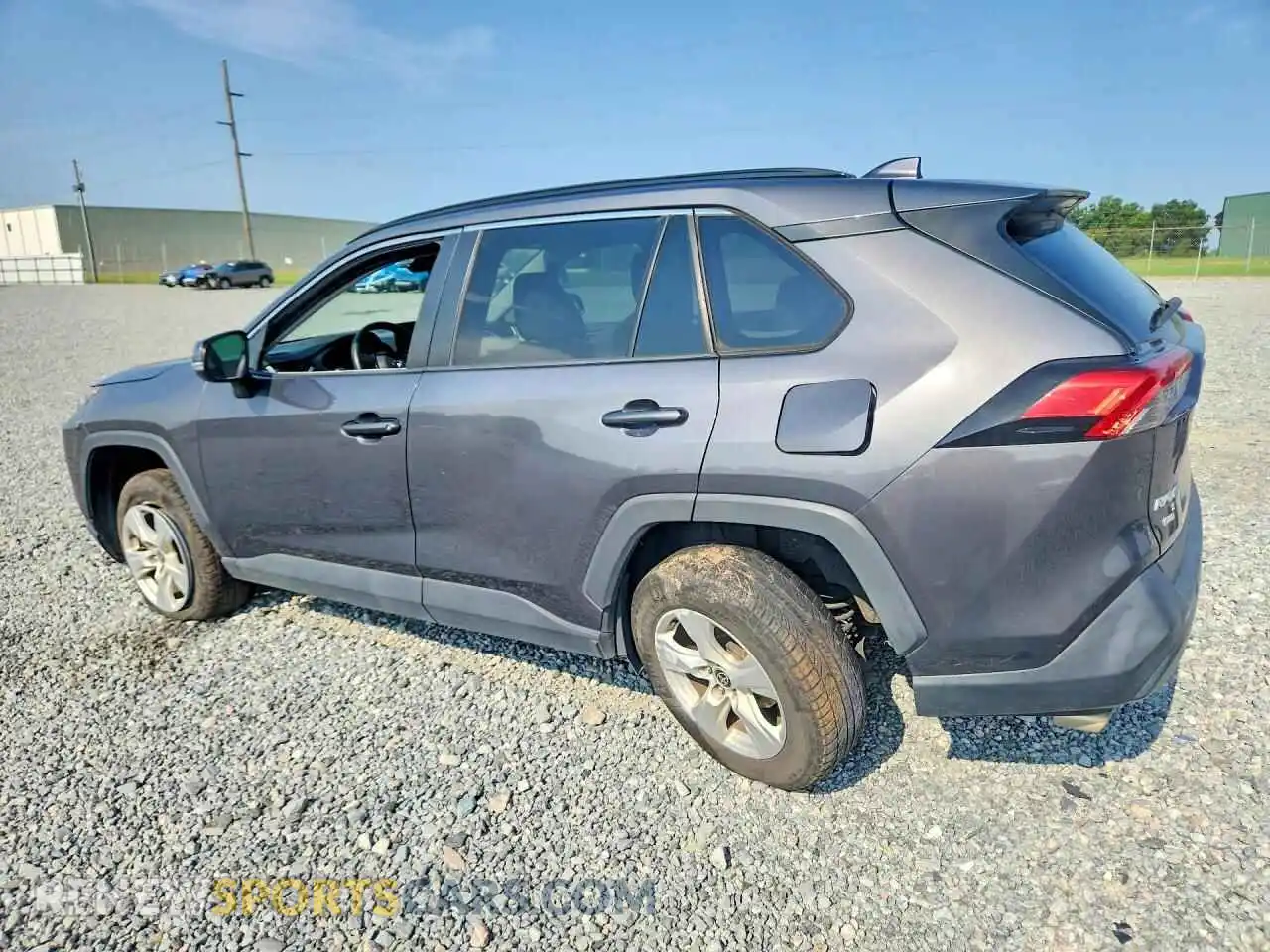 2 Photograph of a damaged car 2T3W1RFV5MW140724 TOYOTA RAV4 2021