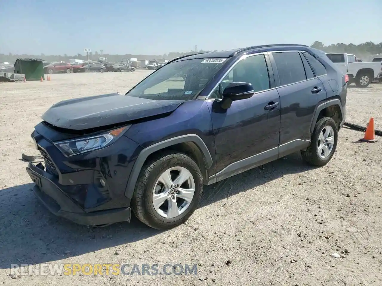 1 Photograph of a damaged car 2T3W1RFV5MW167017 TOYOTA RAV4 2021