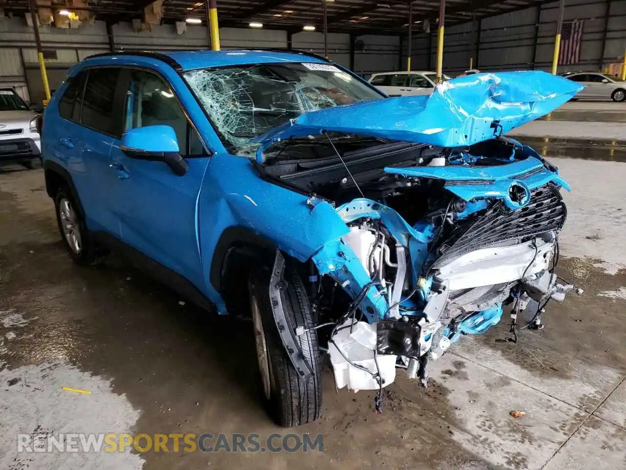 1 Photograph of a damaged car 2T3W1RFV5MW178714 TOYOTA RAV4 2021