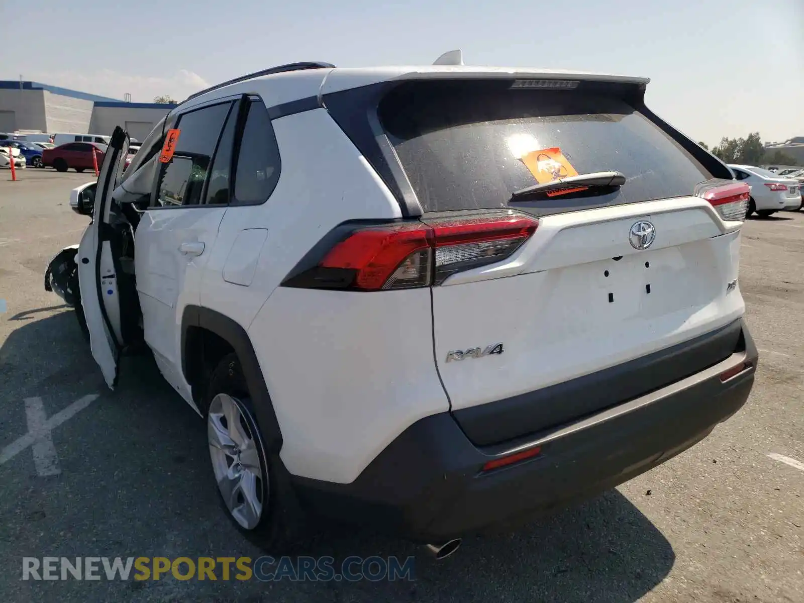 3 Photograph of a damaged car 2T3W1RFV6MC099053 TOYOTA RAV4 2021