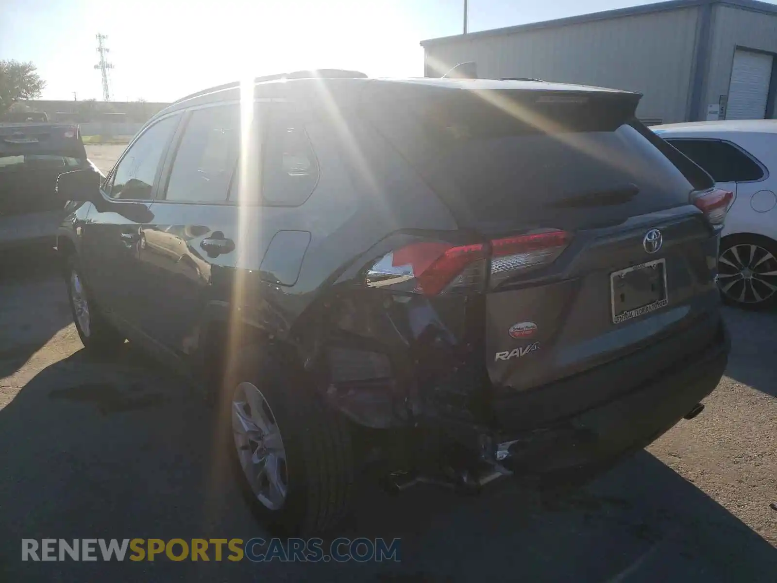 3 Photograph of a damaged car 2T3W1RFV6MC105417 TOYOTA RAV4 2021