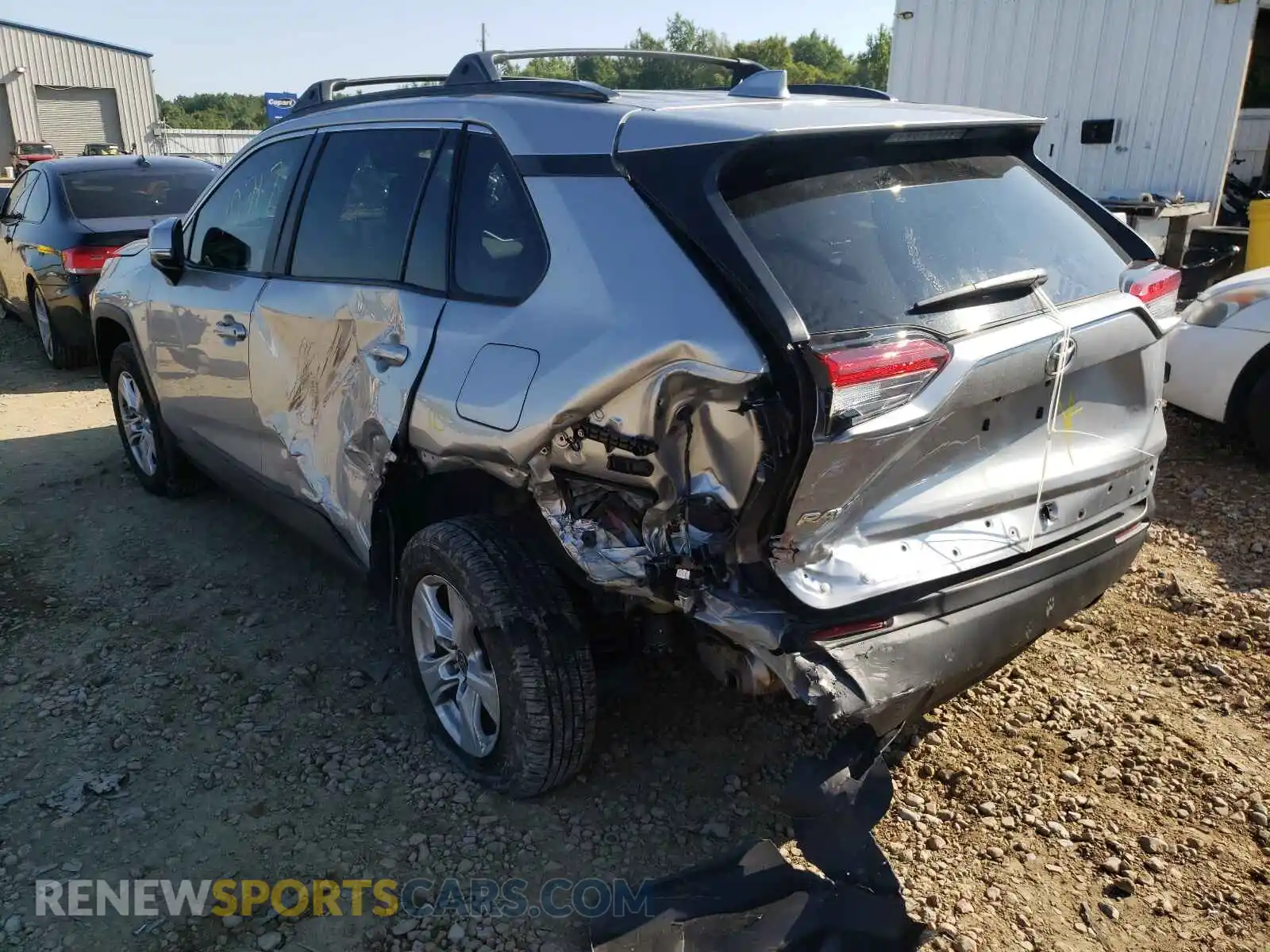 3 Photograph of a damaged car 2T3W1RFV6MC113078 TOYOTA RAV4 2021