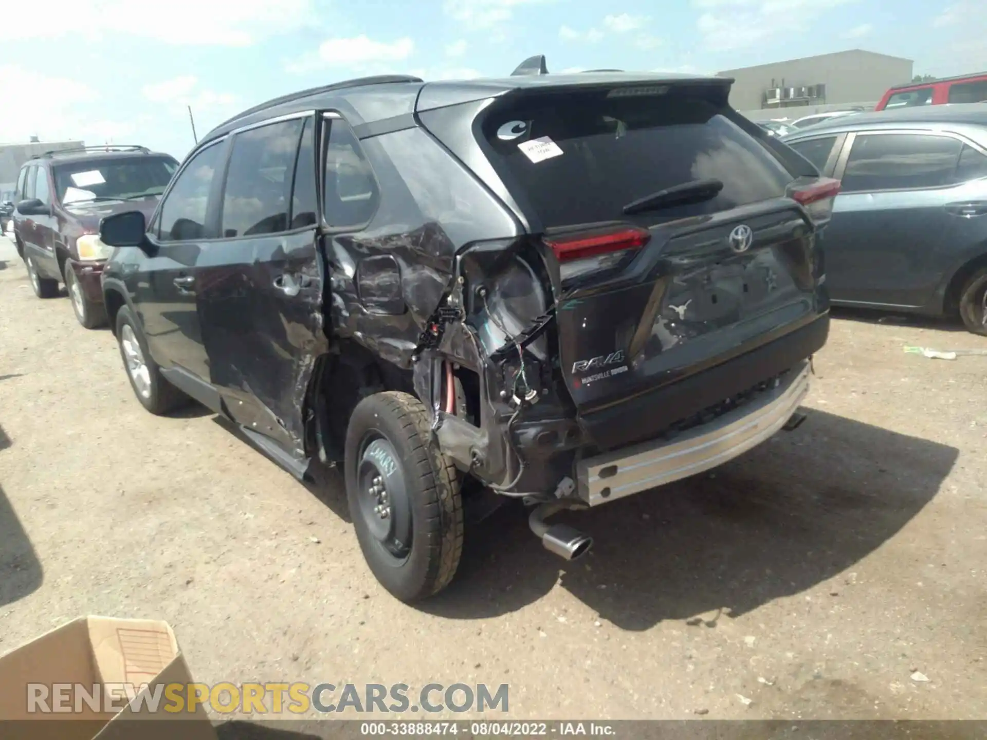 3 Photograph of a damaged car 2T3W1RFV6MC116675 TOYOTA RAV4 2021