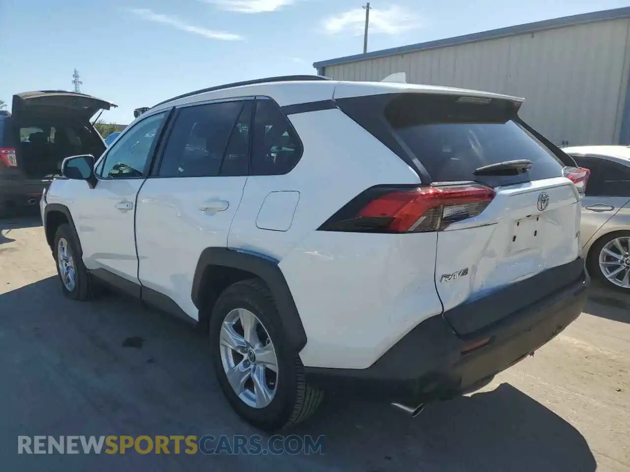 3 Photograph of a damaged car 2T3W1RFV6MC122153 TOYOTA RAV4 2021