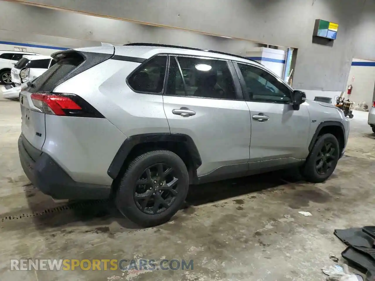 3 Photograph of a damaged car 2T3W1RFV6MC130978 TOYOTA RAV4 2021