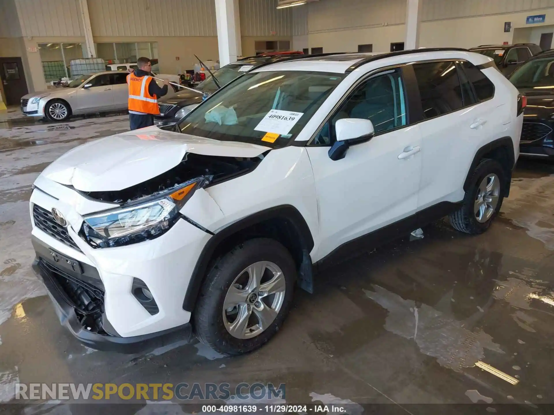 2 Photograph of a damaged car 2T3W1RFV6MC160269 TOYOTA RAV4 2021