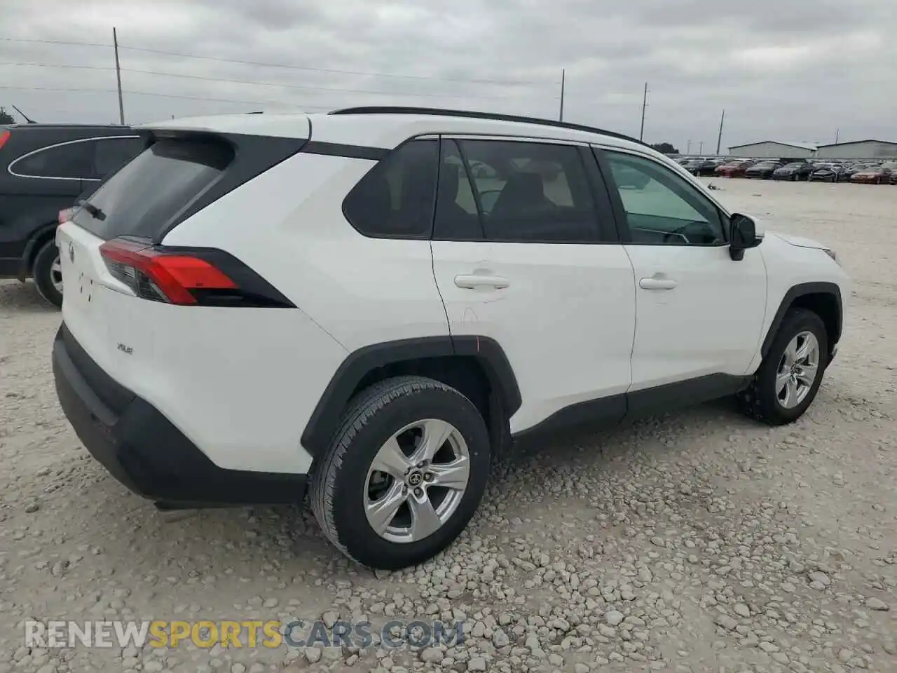 3 Photograph of a damaged car 2T3W1RFV6MC166301 TOYOTA RAV4 2021