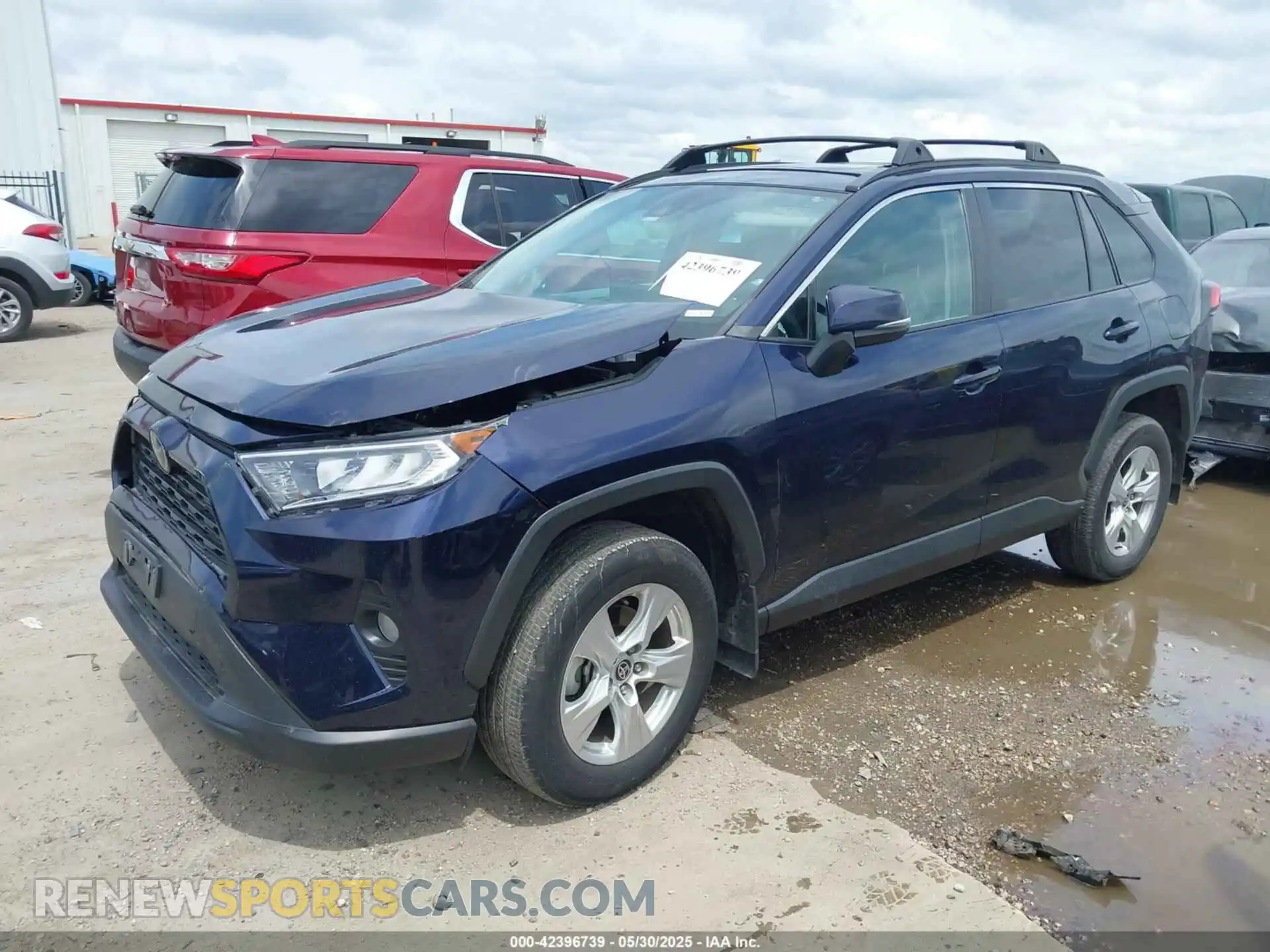 2 Photograph of a damaged car 2T3W1RFV6MW127366 TOYOTA RAV4 2021