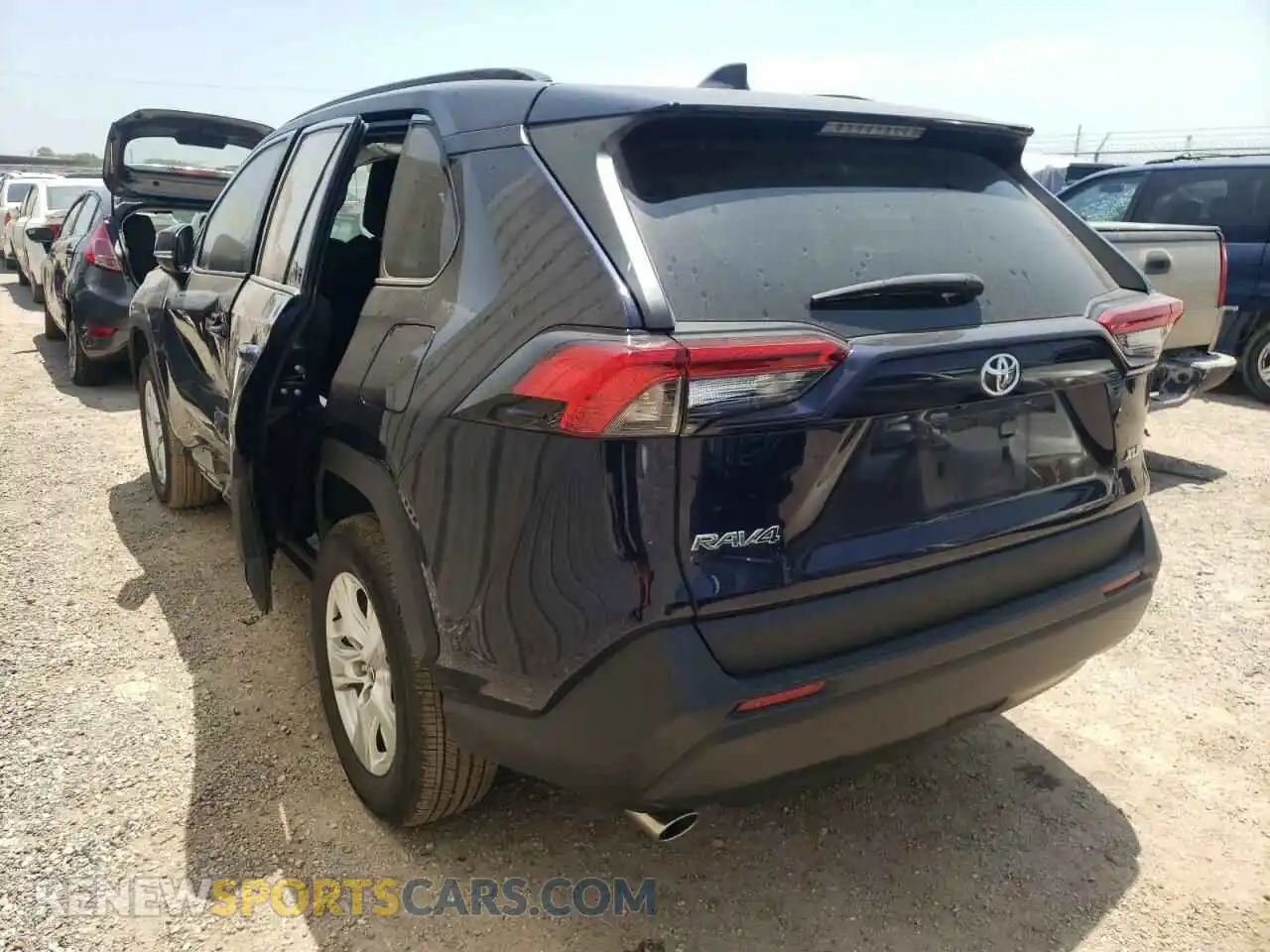 3 Photograph of a damaged car 2T3W1RFV6MW138030 TOYOTA RAV4 2021