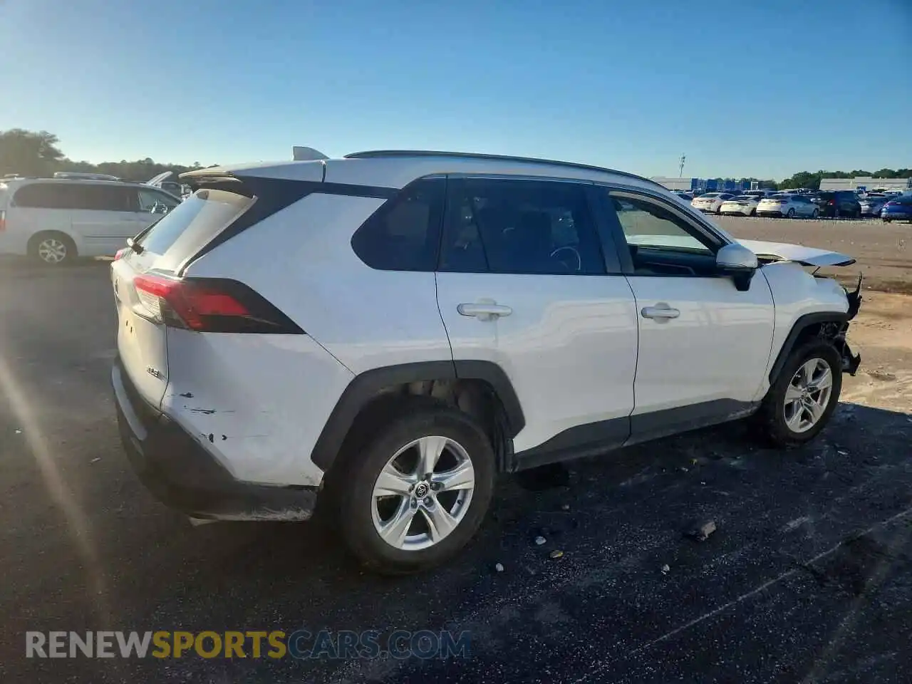 3 Фотография поврежденного автомобиля 2T3W1RFV6MW160979 TOYOTA RAV4 2021