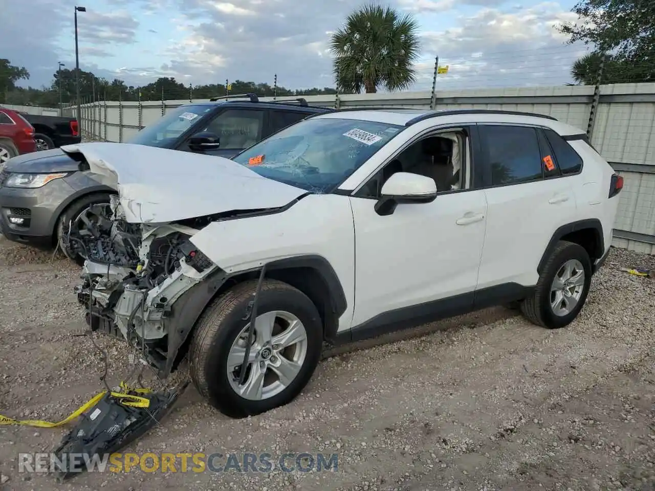1 Photograph of a damaged car 2T3W1RFV7MC086649 TOYOTA RAV4 2021