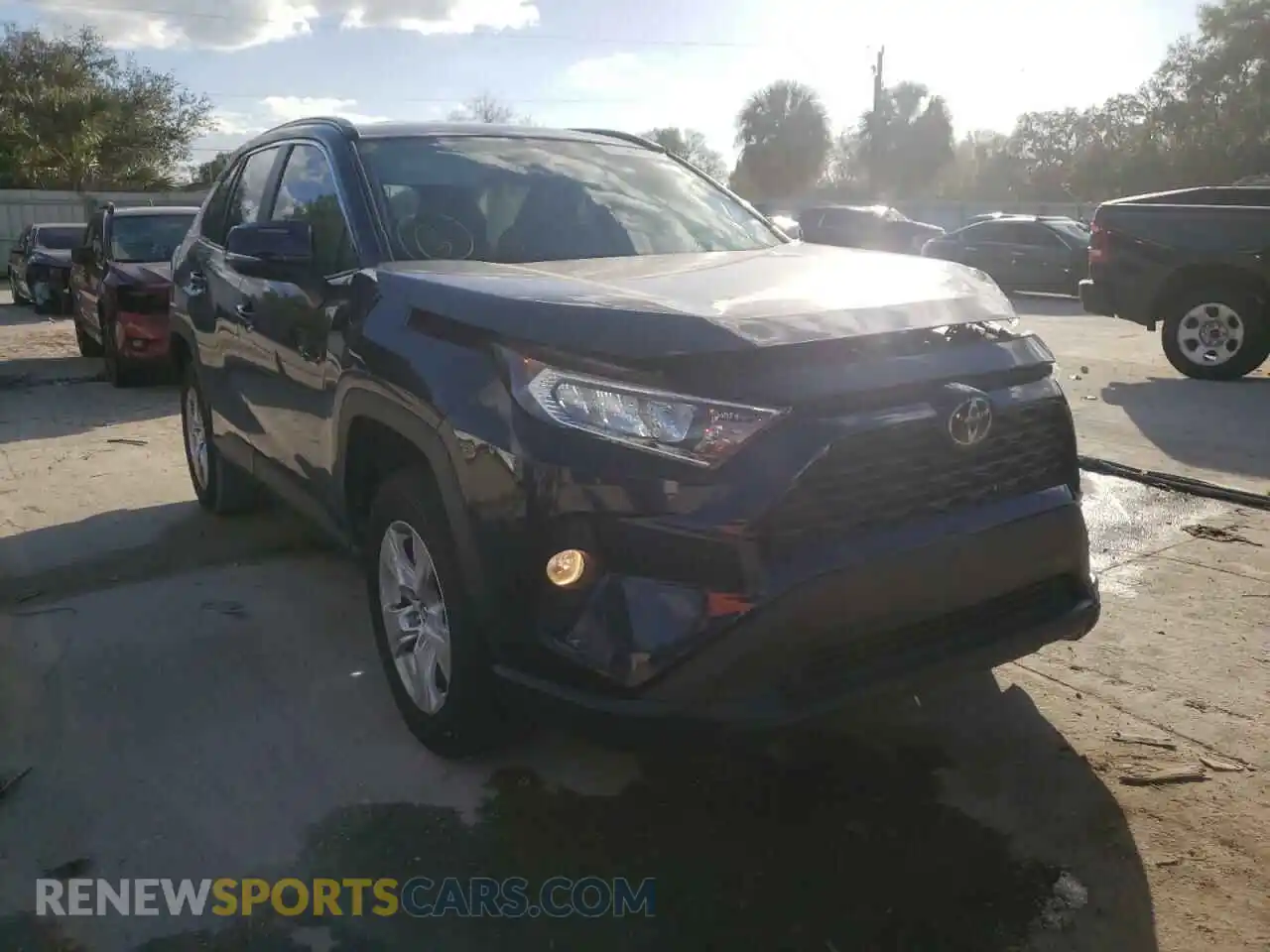 1 Фотография поврежденного автомобиля 2T3W1RFV7MC088353 TOYOTA RAV4 2021
