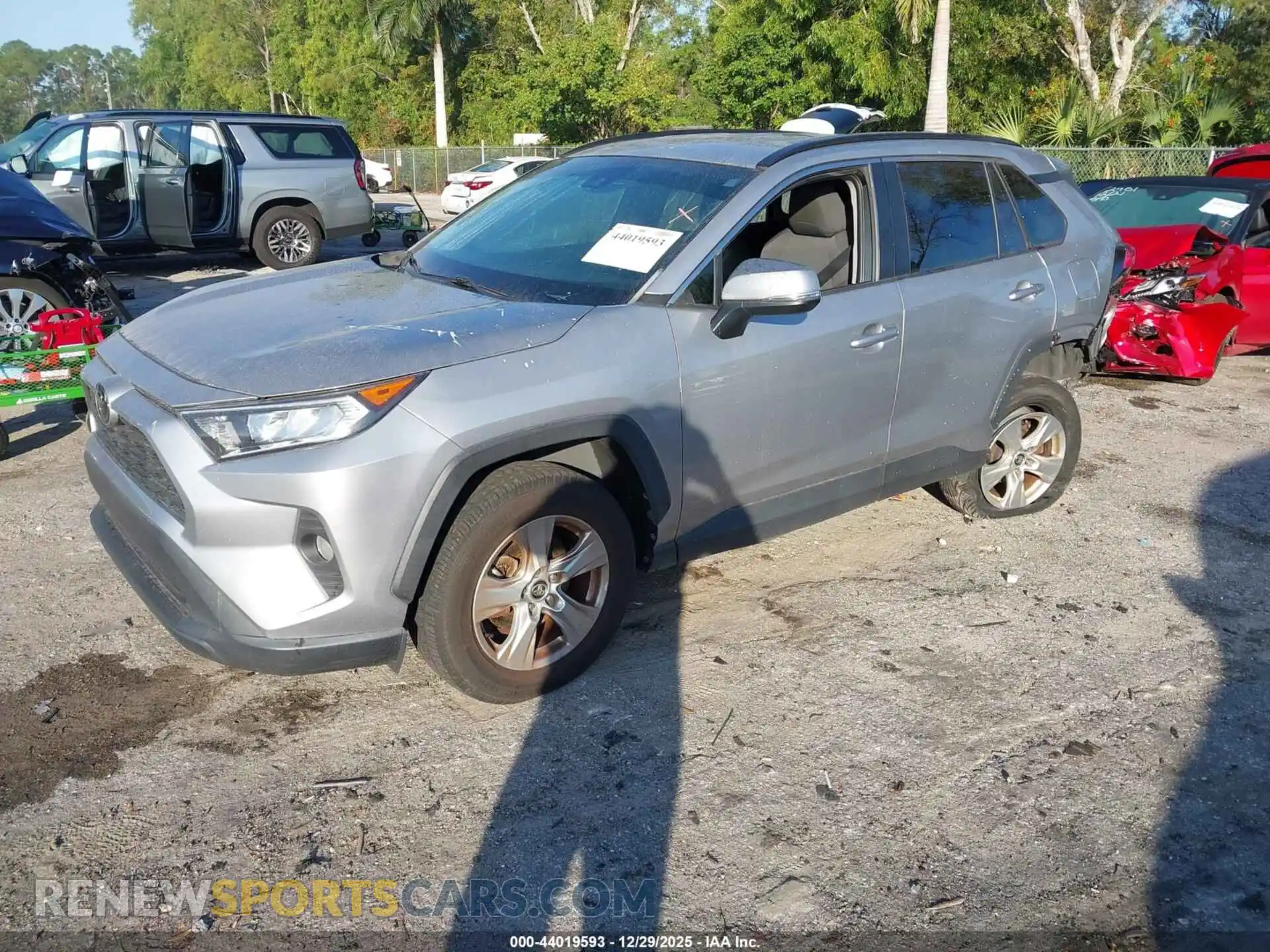 2 Photograph of a damaged car 2T3W1RFV7MC094587 TOYOTA RAV4 2021