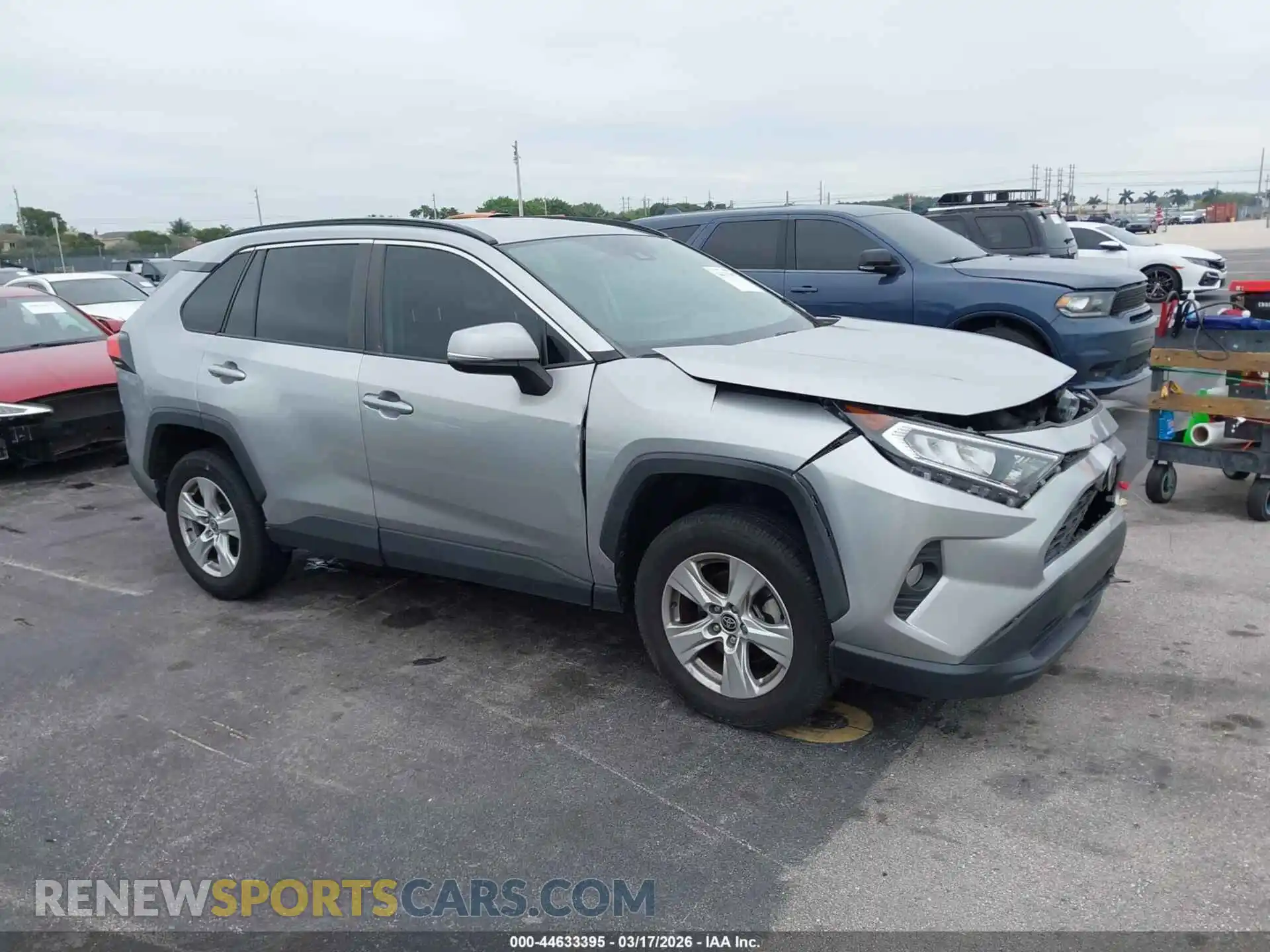 1 Photograph of a damaged car 2T3W1RFV7MC116295 TOYOTA RAV4 2021