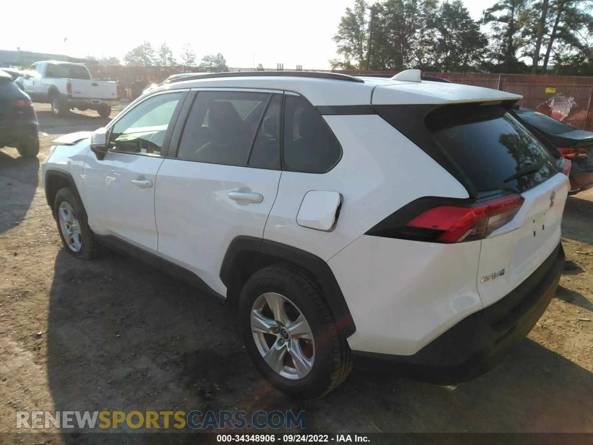 3 Photograph of a damaged car 2T3W1RFV7MC126406 TOYOTA RAV4 2021