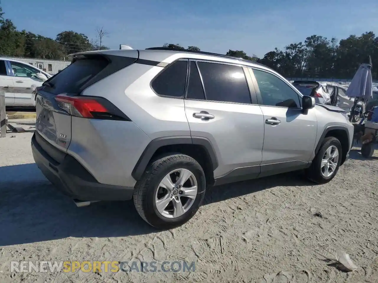 3 Photograph of a damaged car 2T3W1RFV7MC126776 TOYOTA RAV4 2021