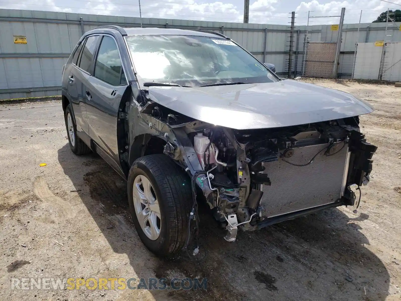 1 Photograph of a damaged car 2T3W1RFV7MC133341 TOYOTA RAV4 2021