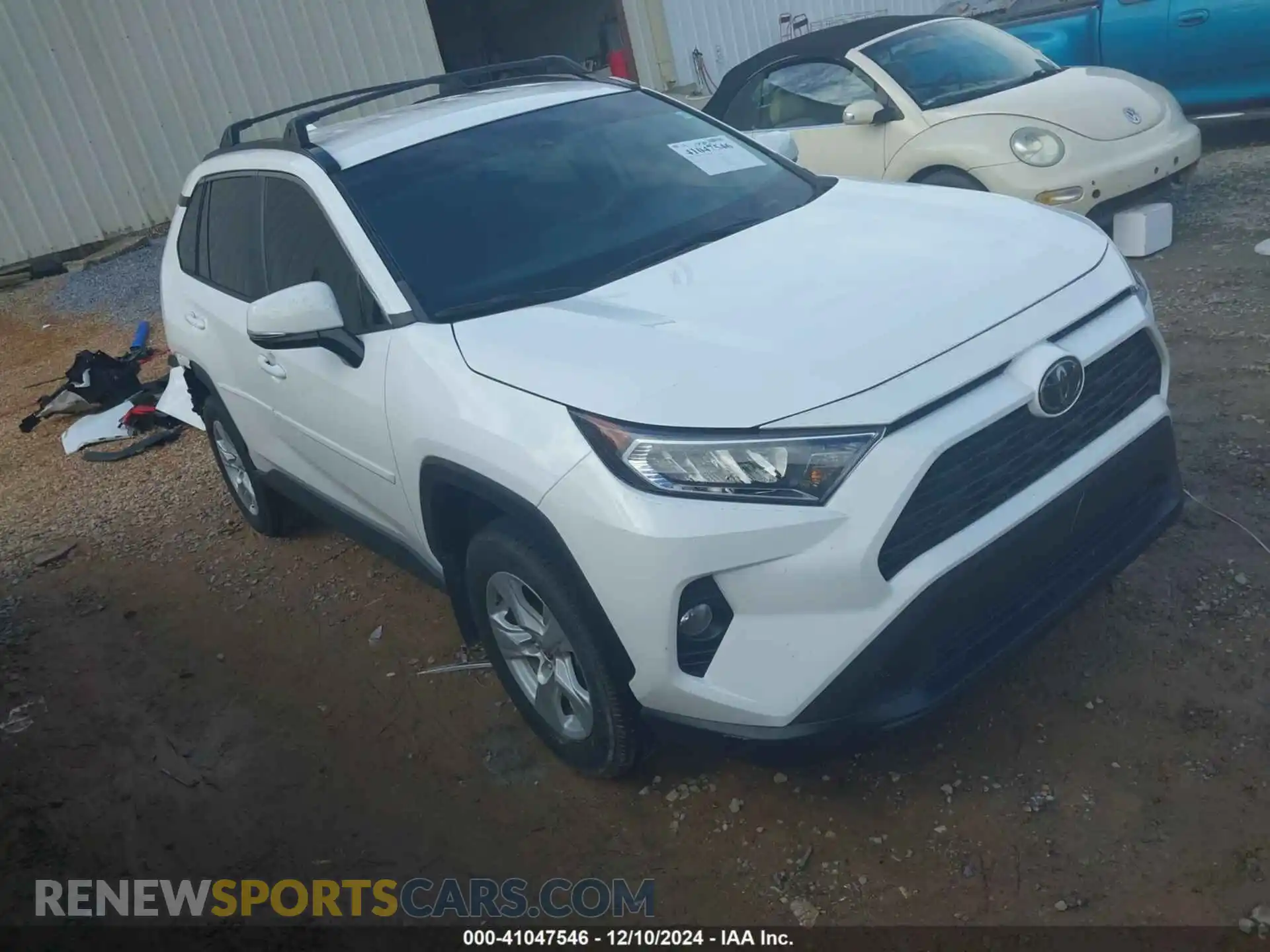 1 Photograph of a damaged car 2T3W1RFV7MC161608 TOYOTA RAV4 2021