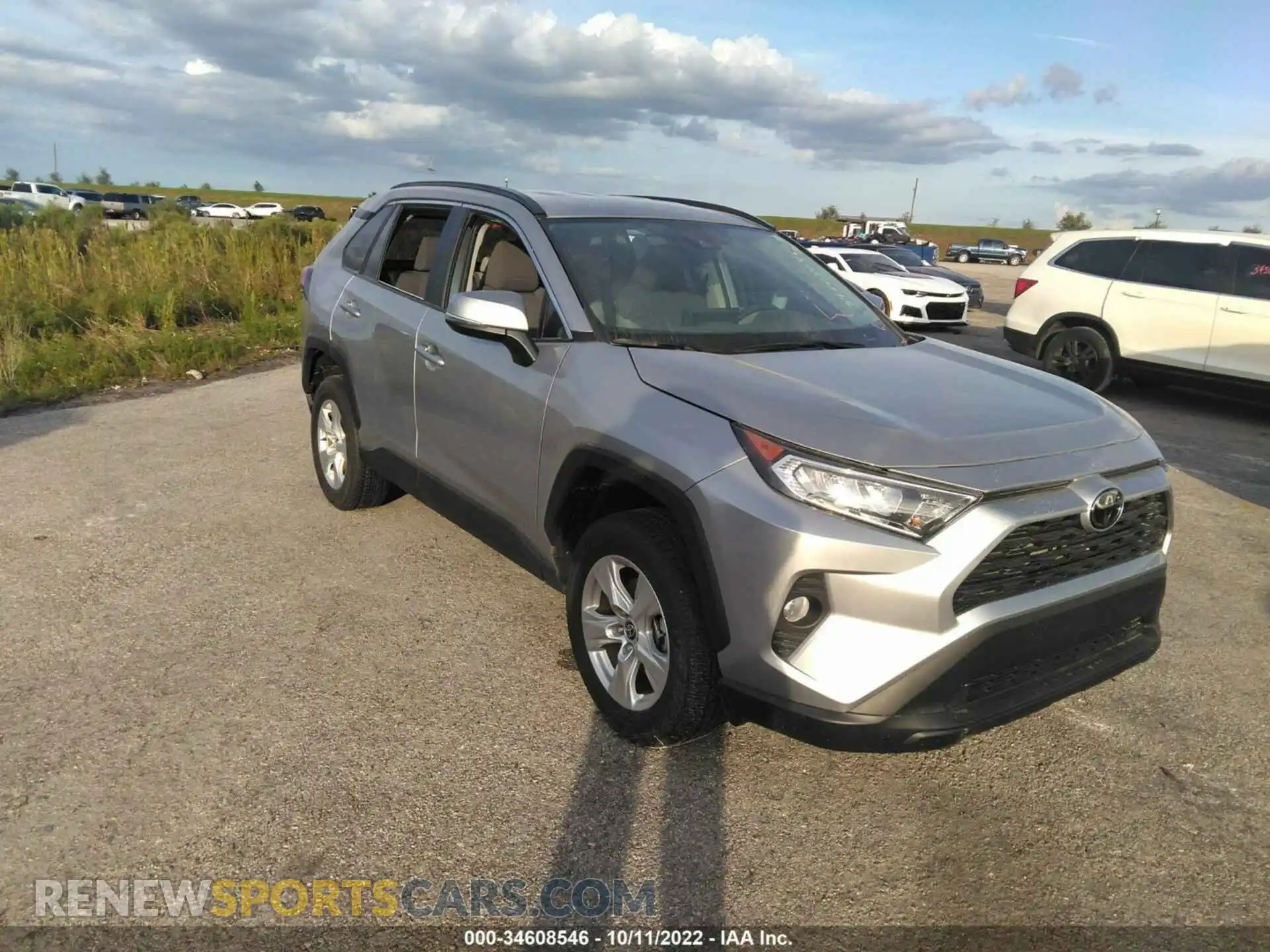 1 Photograph of a damaged car 2T3W1RFV7MC161950 TOYOTA RAV4 2021