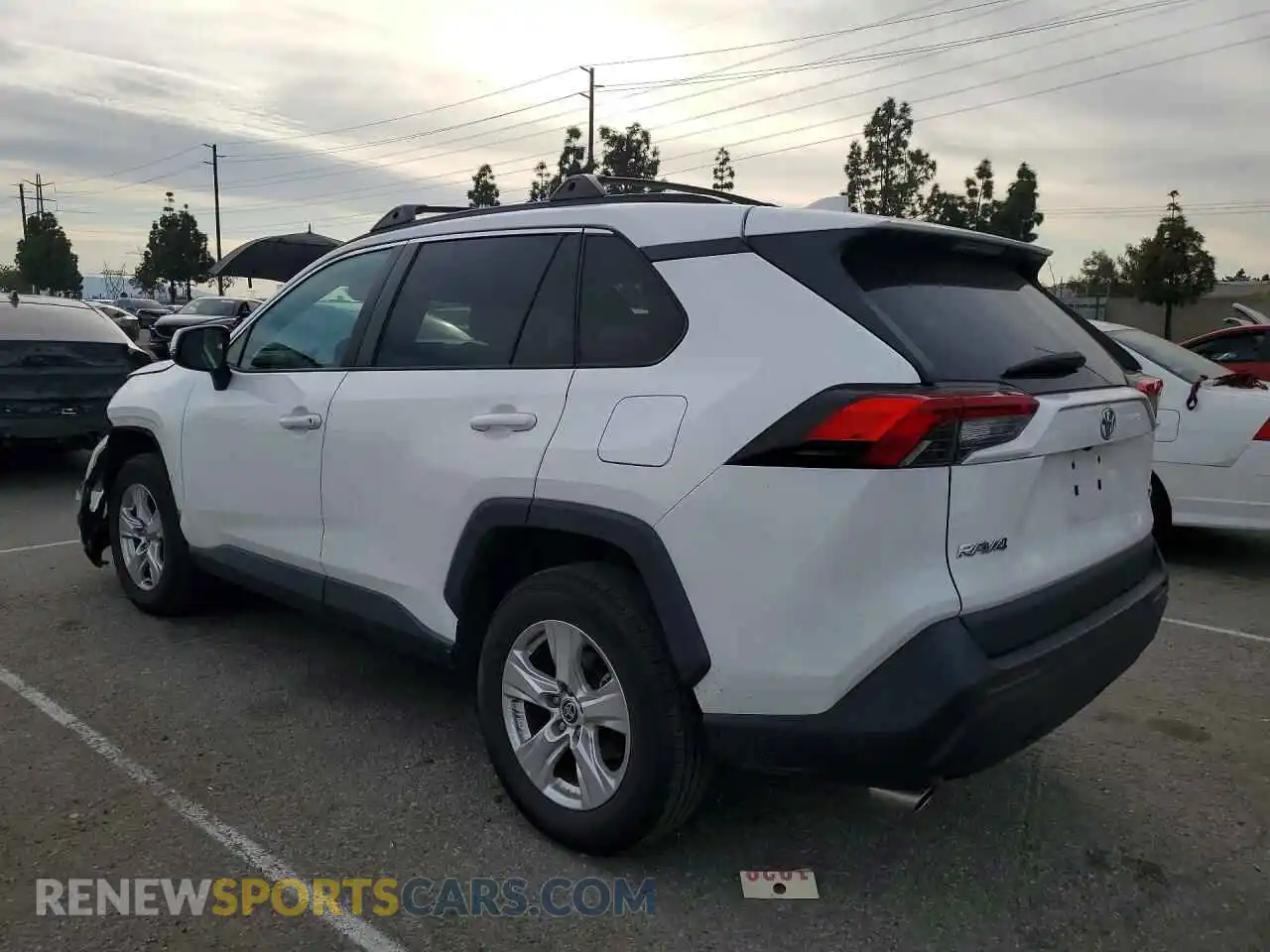 2 Photograph of a damaged car 2T3W1RFV7MC171815 TOYOTA RAV4 2021