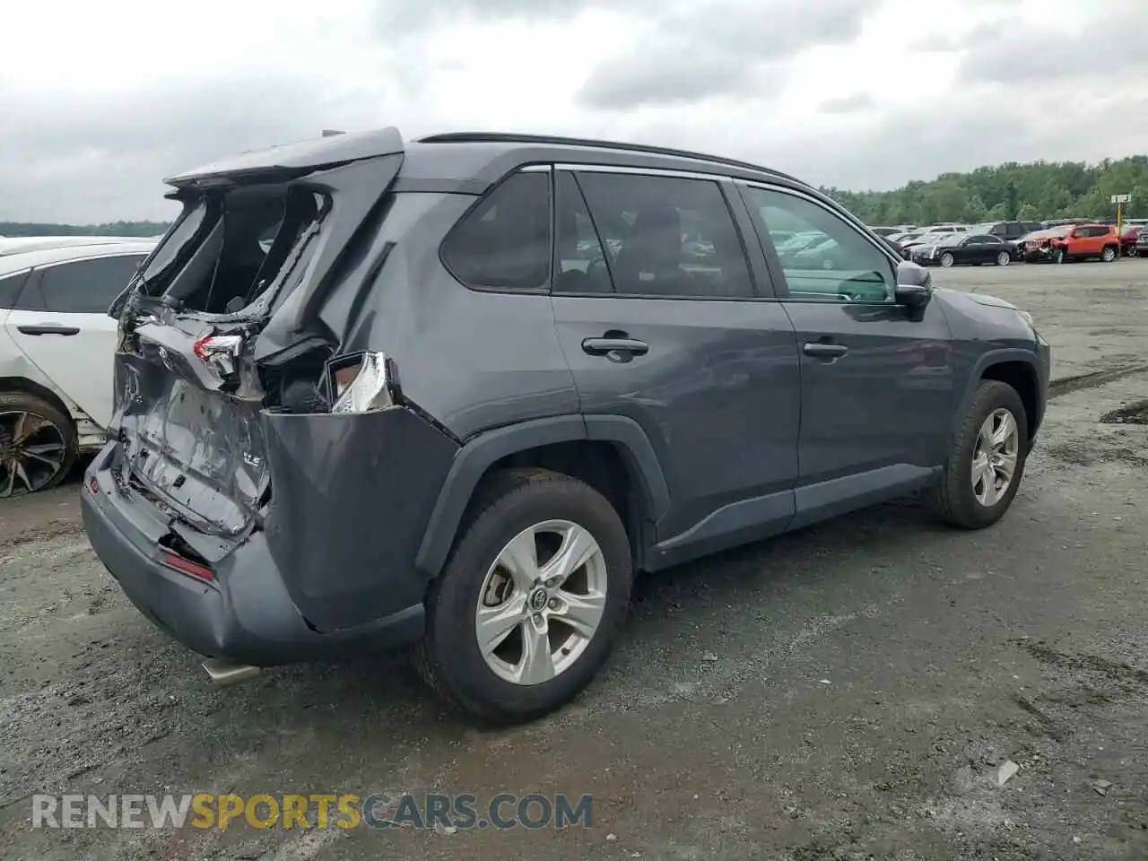 3 Photograph of a damaged car 2T3W1RFV7MW109006 TOYOTA RAV4 2021