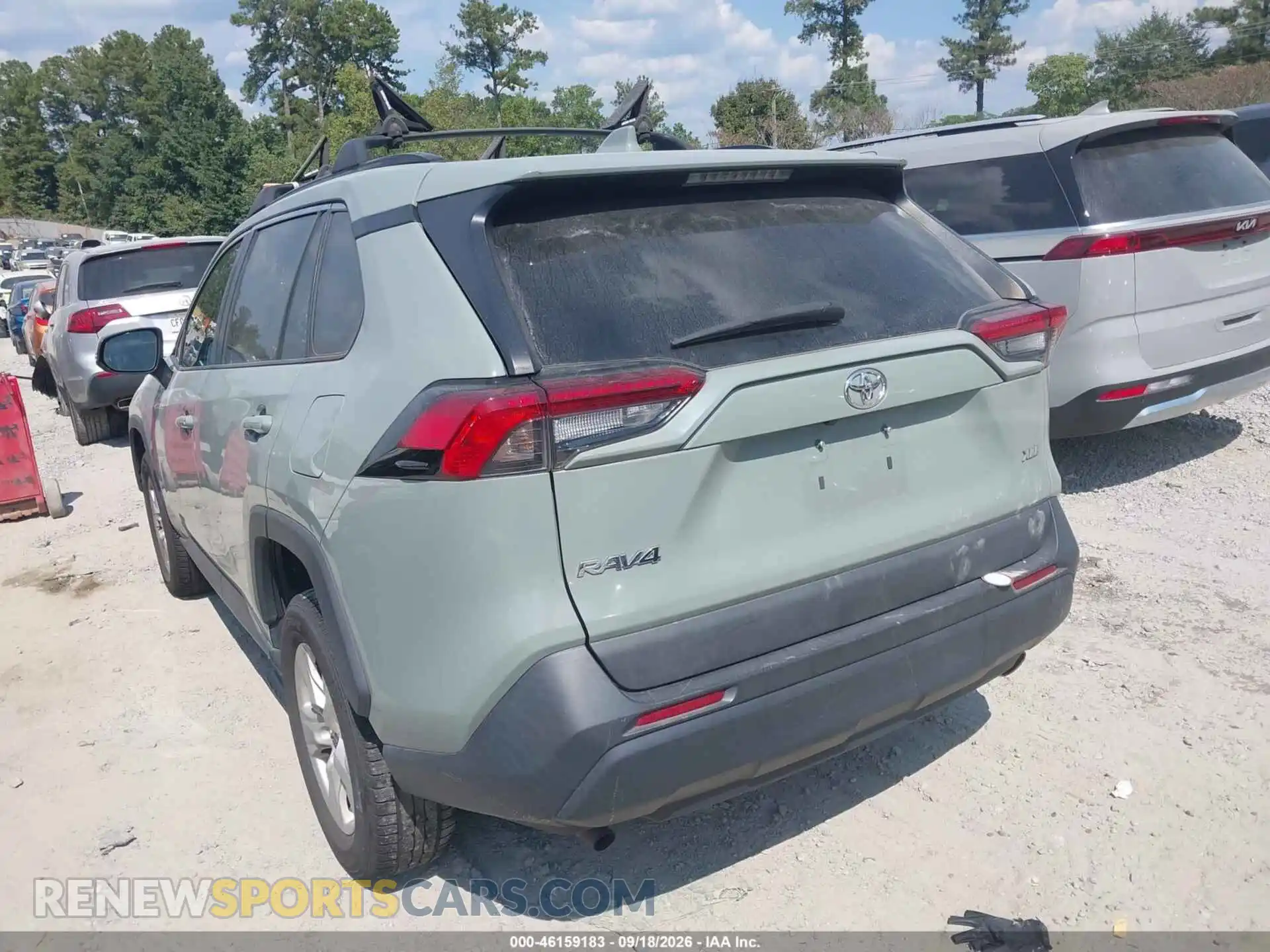 3 Photograph of a damaged car 2T3W1RFV7MW113458 TOYOTA RAV4 2021