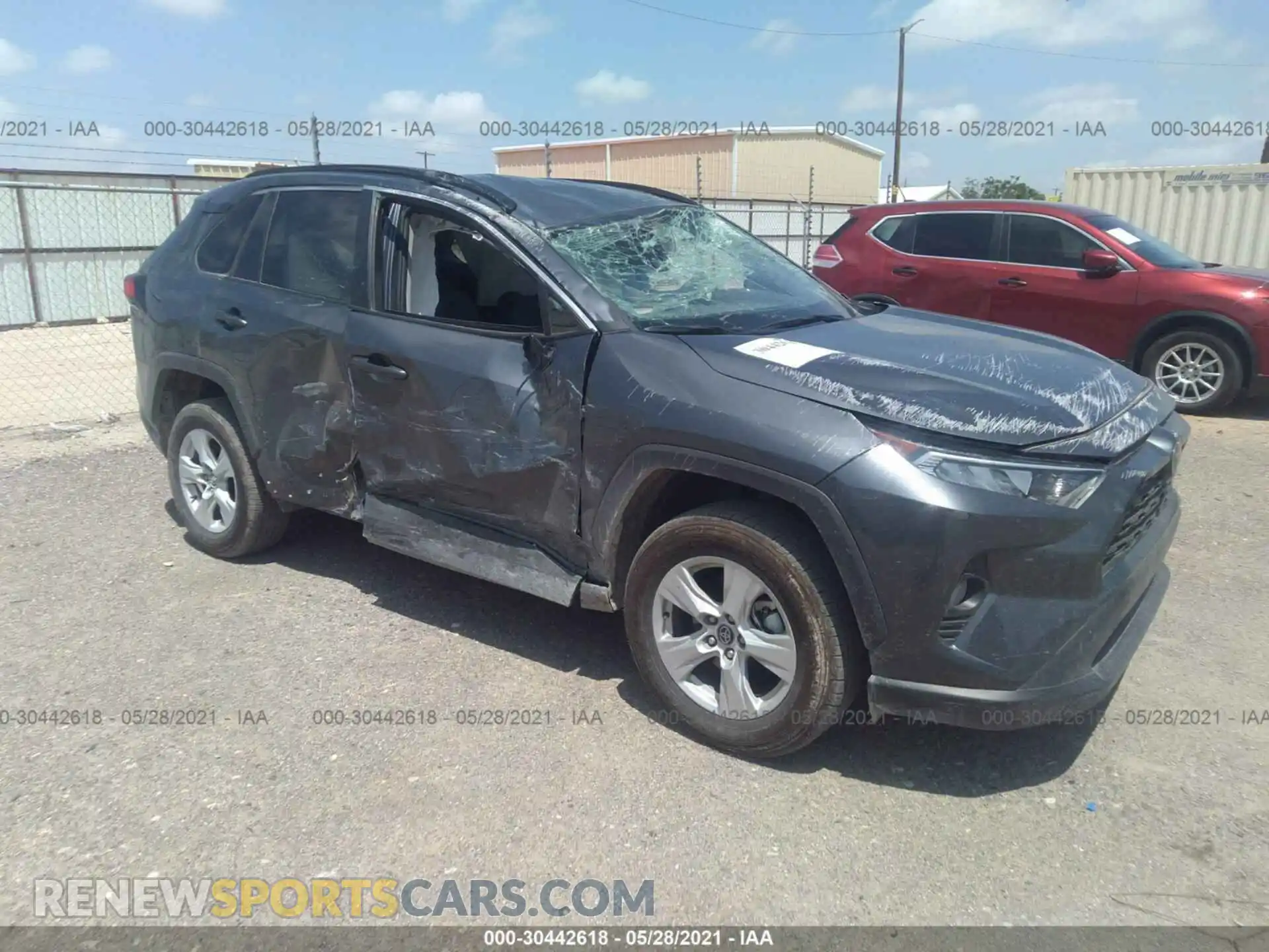 1 Photograph of a damaged car 2T3W1RFV7MW116117 TOYOTA RAV4 2021