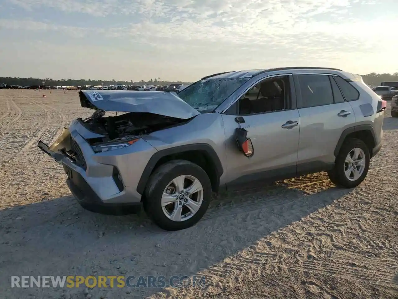 1 Photograph of a damaged car 2T3W1RFV7MW120328 TOYOTA RAV4 2021
