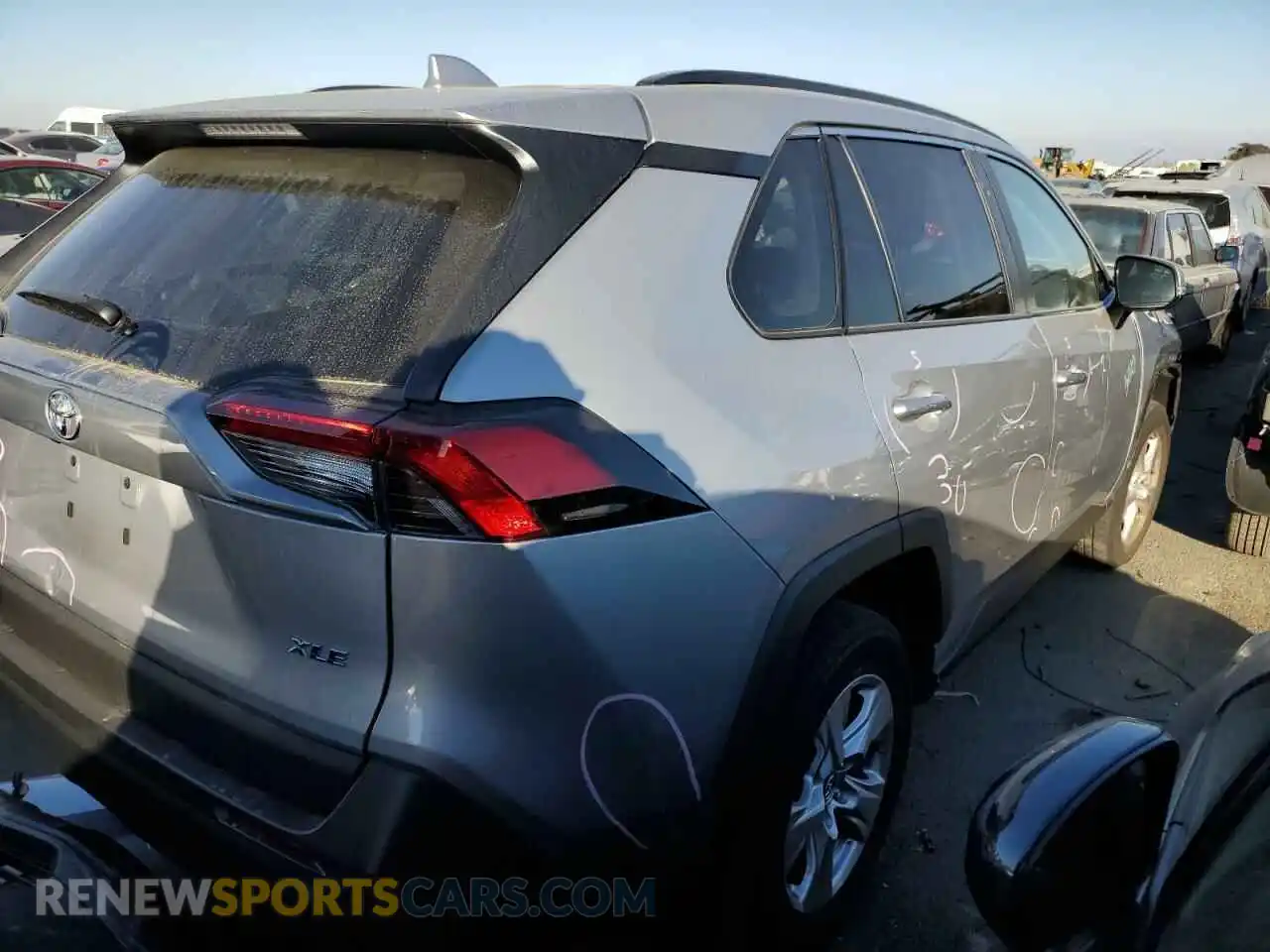 3 Photograph of a damaged car 2T3W1RFV7MW124248 TOYOTA RAV4 2021