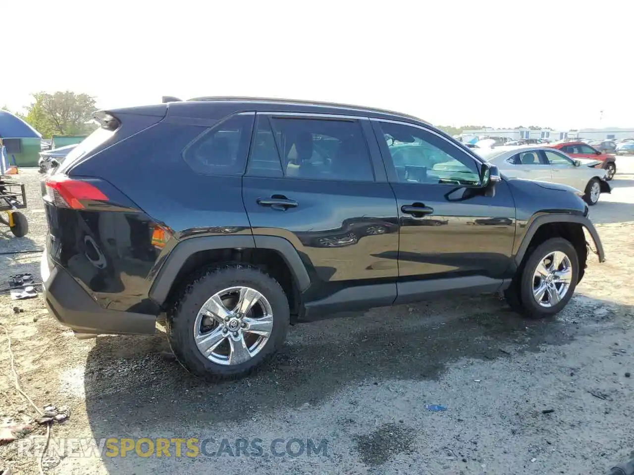 3 Photograph of a damaged car 2T3W1RFV7MW137677 TOYOTA RAV4 2021