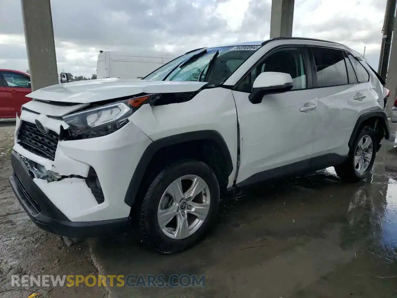 1 Photograph of a damaged car 2T3W1RFV7MW163275 TOYOTA RAV4 2021
