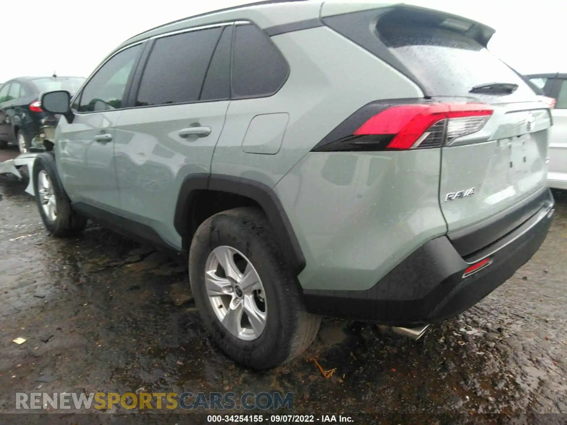 3 Photograph of a damaged car 2T3W1RFV7MW182389 TOYOTA RAV4 2021
