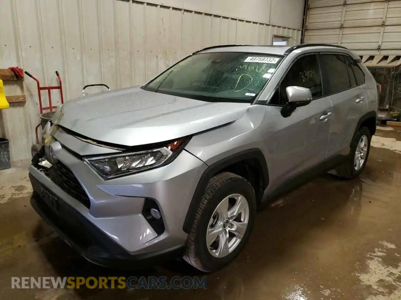2 Photograph of a damaged car 2T3W1RFV8MC105869 TOYOTA RAV4 2021
