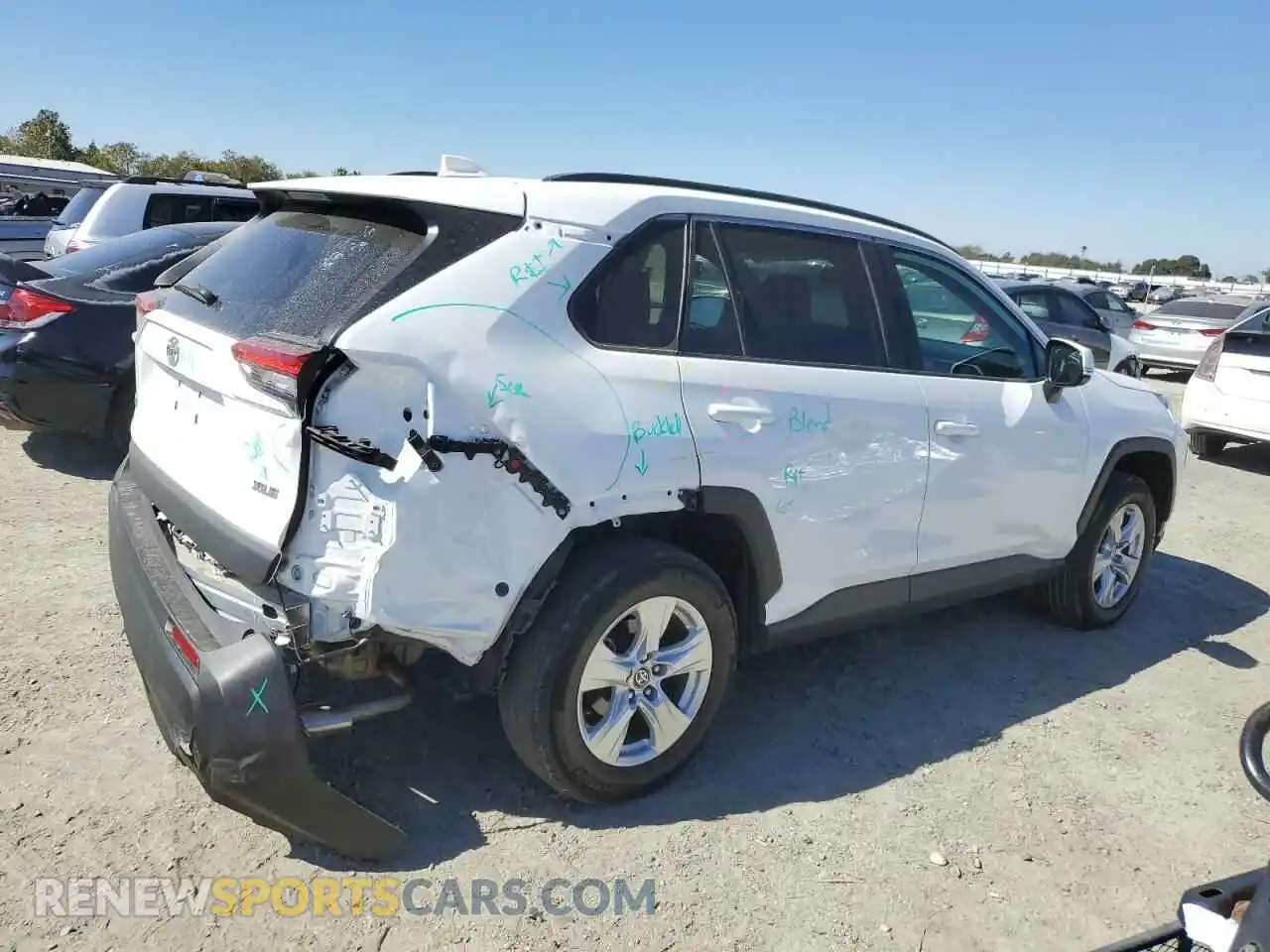 3 Photograph of a damaged car 2T3W1RFV8MC135776 TOYOTA RAV4 2021