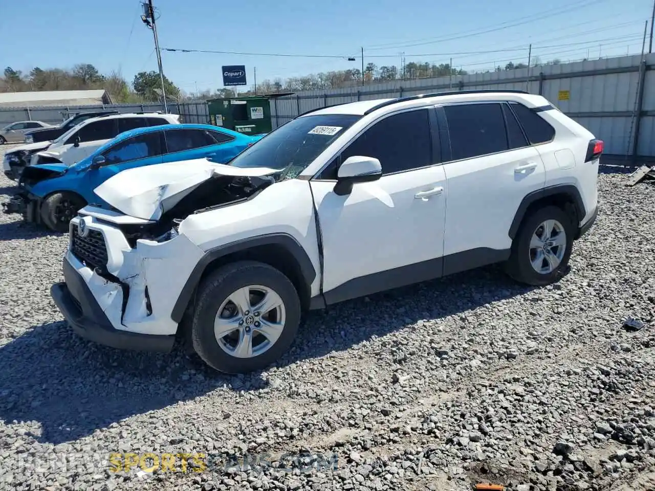 1 Photograph of a damaged car 2T3W1RFV8MC136023 TOYOTA RAV4 2021
