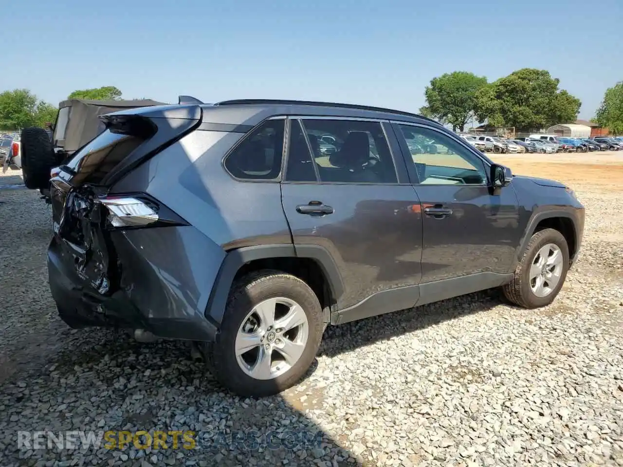 3 Photograph of a damaged car 2T3W1RFV8MC138032 TOYOTA RAV4 2021