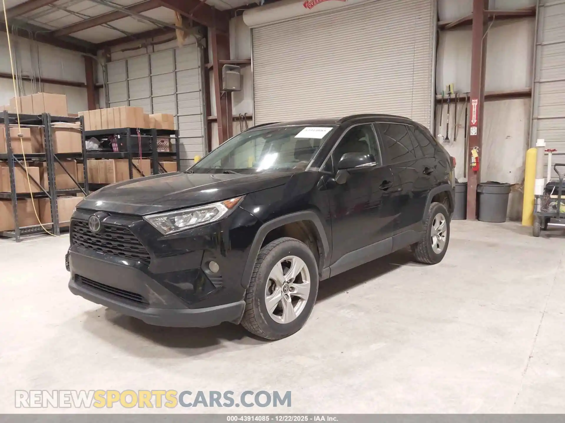 2 Photograph of a damaged car 2T3W1RFV8MW117034 TOYOTA RAV4 2021