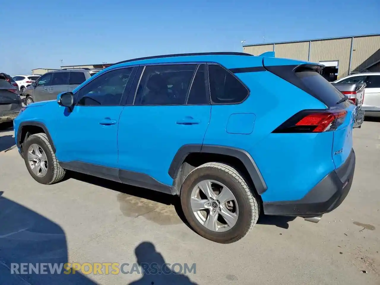 2 Photograph of a damaged car 2T3W1RFV8MW132892 TOYOTA RAV4 2021