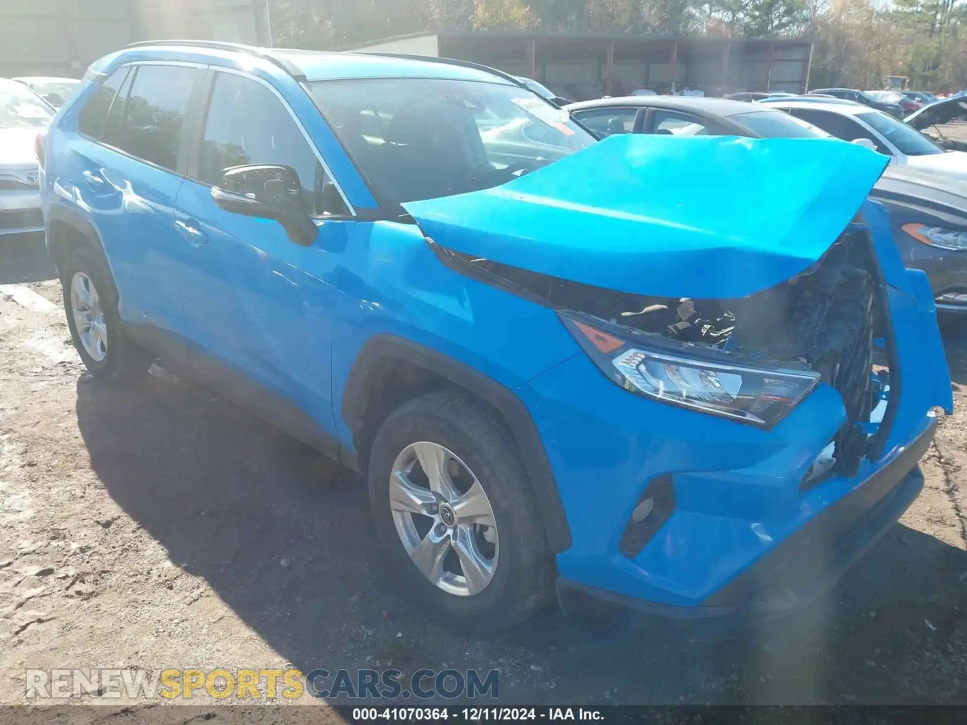 1 Photograph of a damaged car 2T3W1RFV8MW167271 TOYOTA RAV4 2021