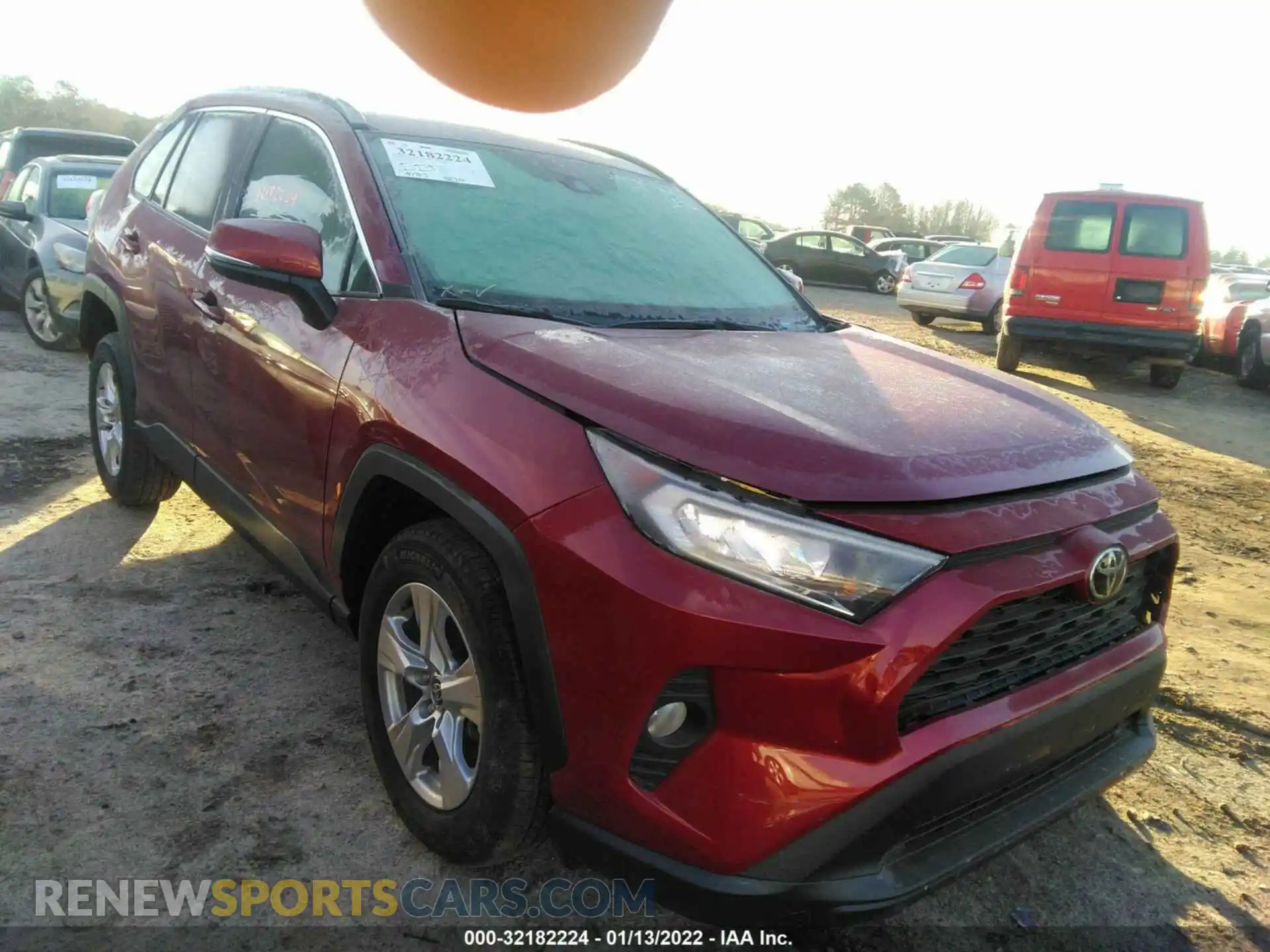 1 Photograph of a damaged car 2T3W1RFV8MW172826 TOYOTA RAV4 2021