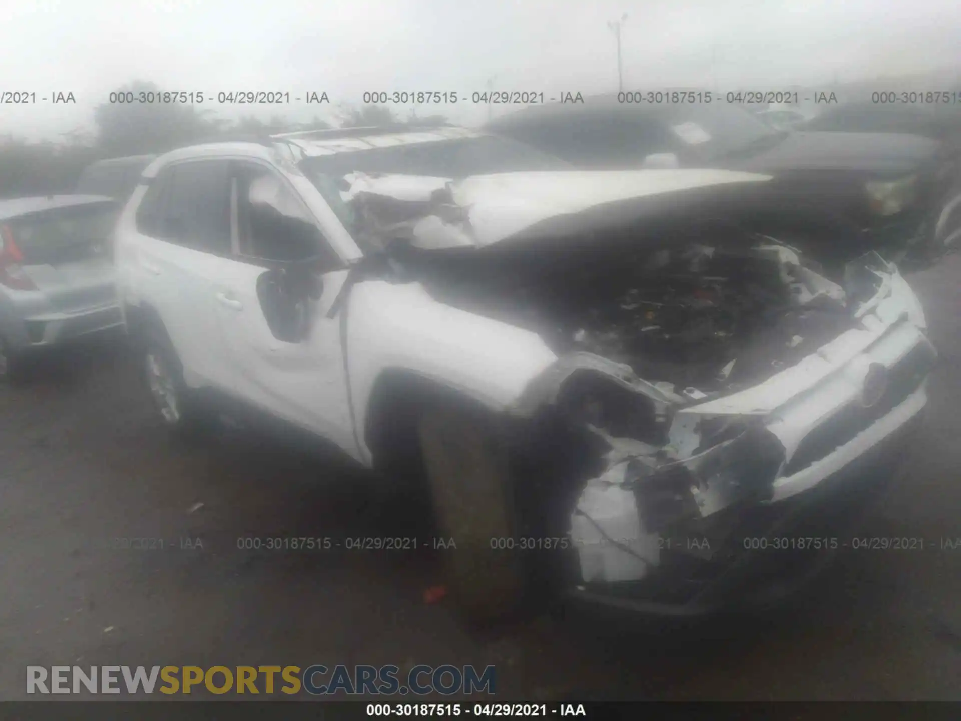 1 Photograph of a damaged car 2T3W1RFV9MC105654 TOYOTA RAV4 2021