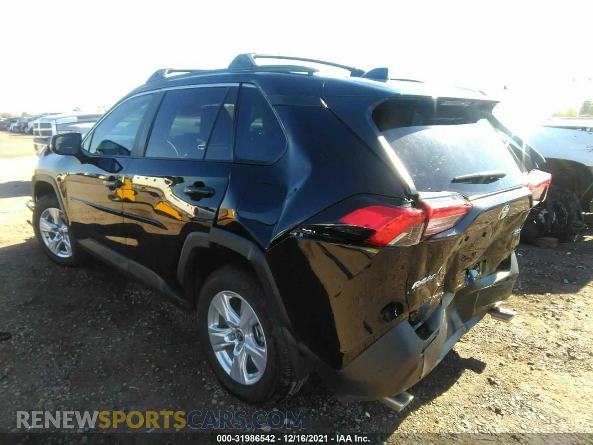 3 Photograph of a damaged car 2T3W1RFV9MC145488 TOYOTA RAV4 2021