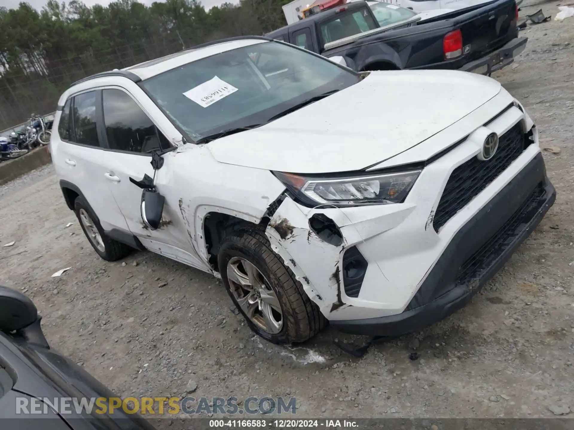 1 Photograph of a damaged car 2T3W1RFV9MC150013 TOYOTA RAV4 2021