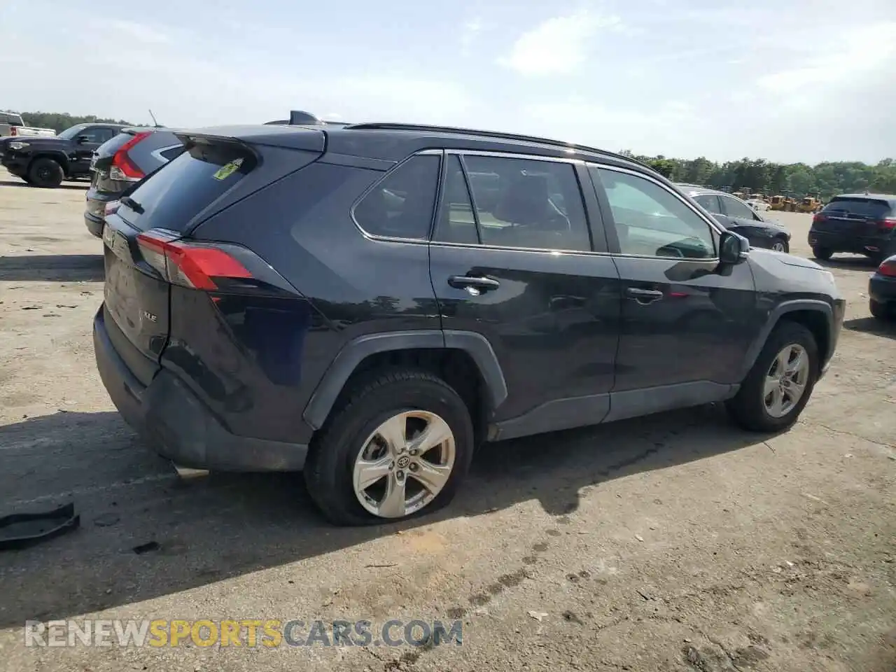 3 Photograph of a damaged car 2T3W1RFV9MC163893 TOYOTA RAV4 2021
