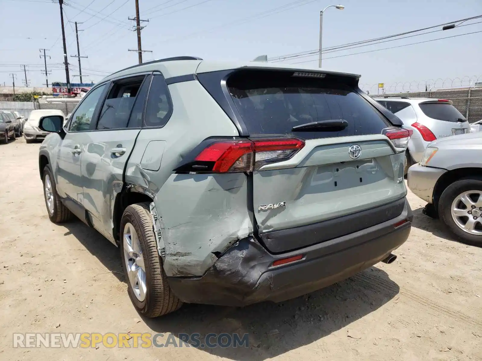 3 Фотография поврежденного автомобиля 2T3W1RFV9MW115292 TOYOTA RAV4 2021