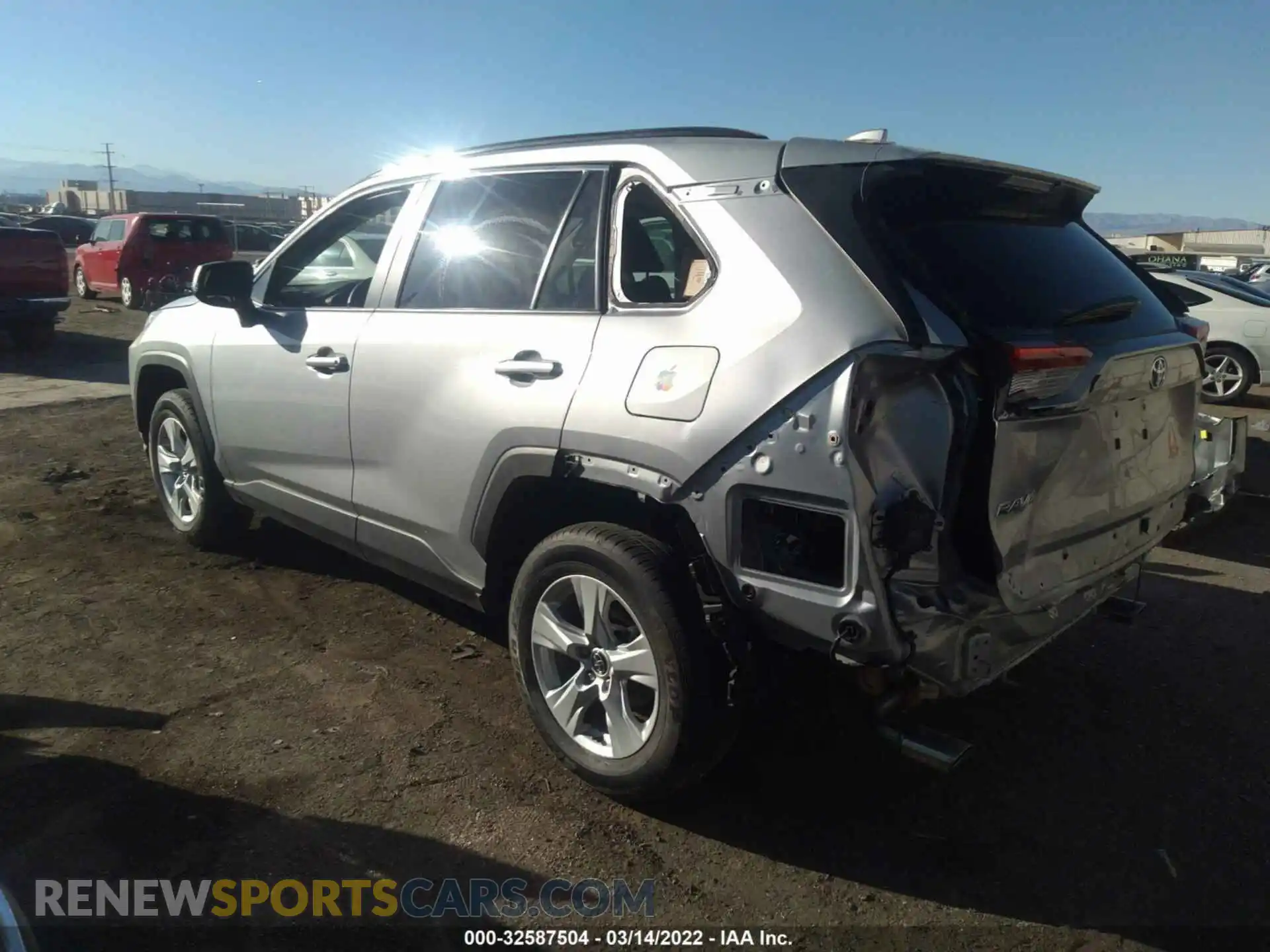 3 Photograph of a damaged car 2T3W1RFV9MW120668 TOYOTA RAV4 2021