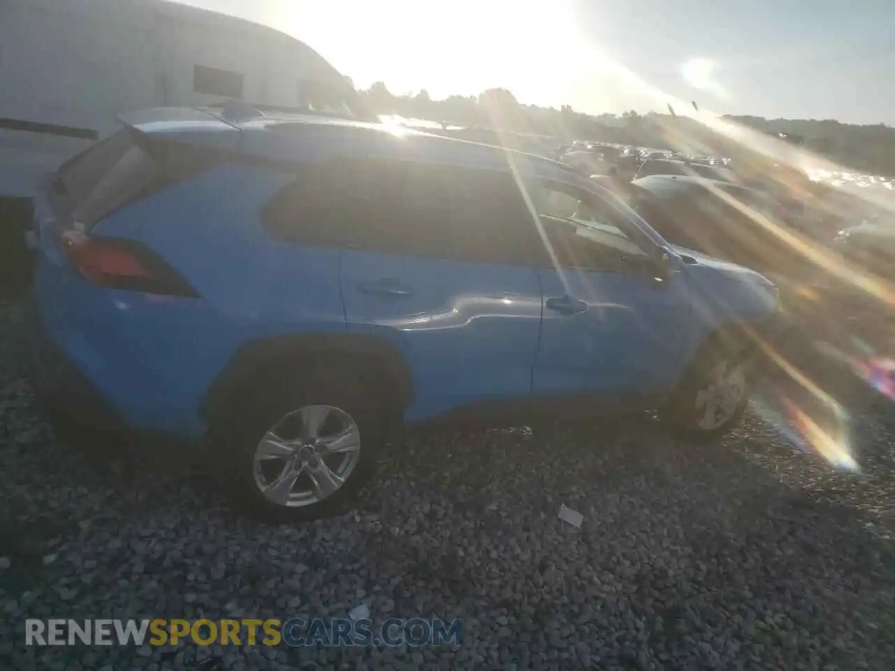 3 Photograph of a damaged car 2T3W1RFV9MW124140 TOYOTA RAV4 2021