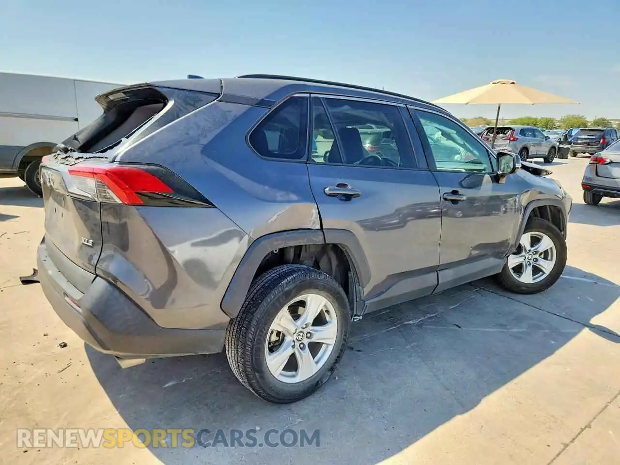 3 Photograph of a damaged car 2T3W1RFV9MW149345 TOYOTA RAV4 2021